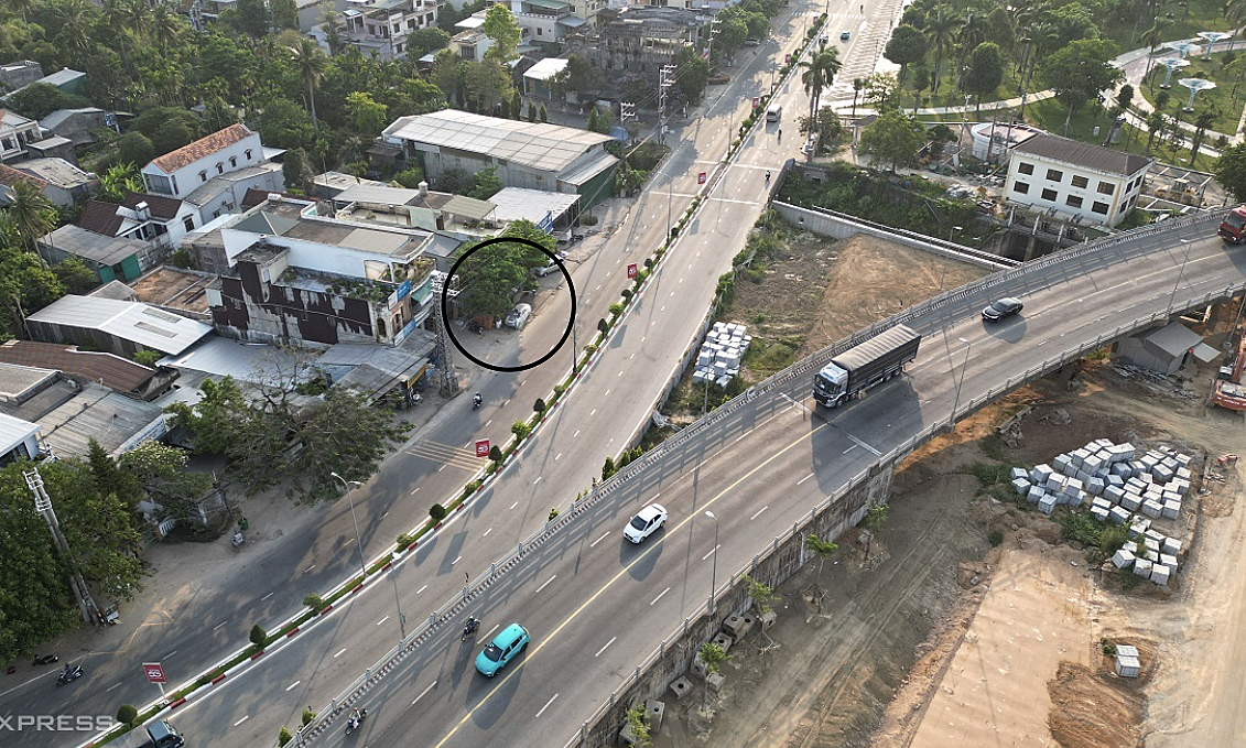 Căn nhà trong vụ ‘hai bên tranh giành cùng kêu cứu’ được đấu giá thế nào